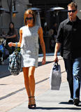 th_95248_celeb-city.org_Victoria_Beckham_shopping_at_the_groove_21_122_123lo.jpg