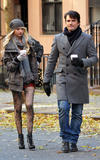 Taylor Momsen in fishnets on set of Gossip Girl Pictures