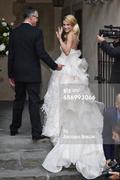 th_969629276_456993066_harold_hunziker_and_michelle_hunziker_attend_gettyimages_122_498lo