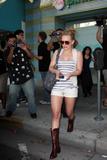 http://img181.imagevenue.com/loc2/th_78416_missy_celeb-city.org_Hilary_Duff_at_LAX__005_123_2lo.jpg