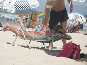 Beach-Voyeur-Spy-Serie-1-26jm2va1ug.jpg
